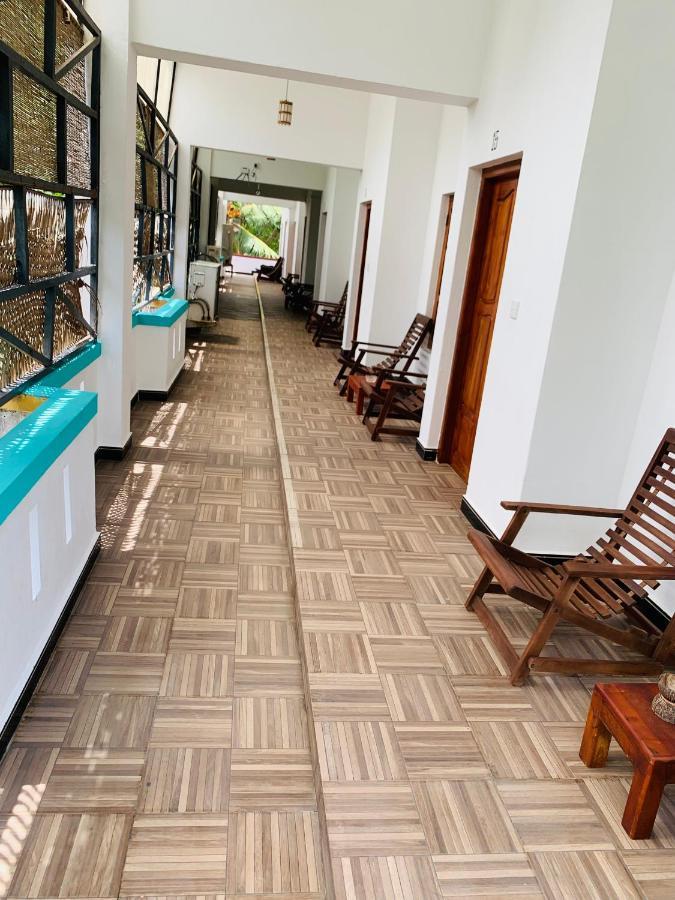 Chithru Bay Rooms & Hostel Arugam Bay Exterior photo