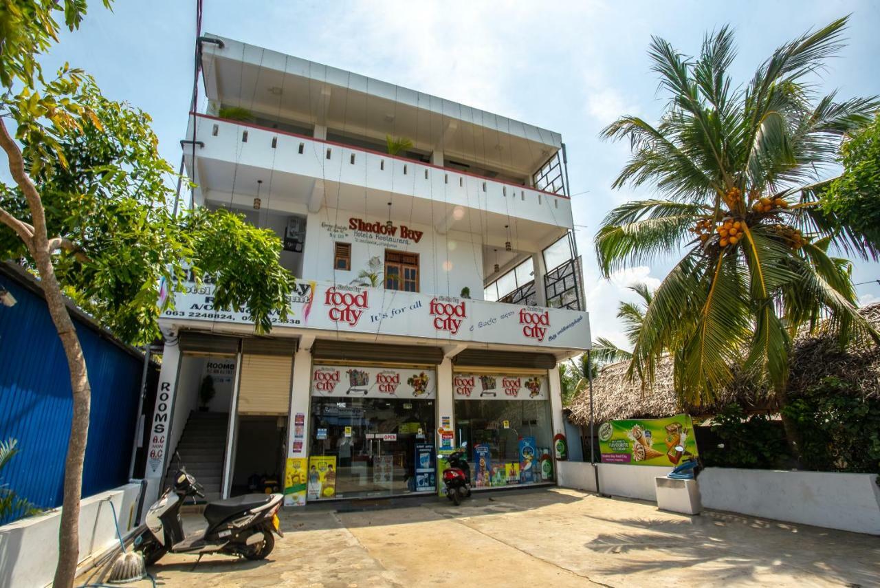 Chithru Bay Rooms & Hostel Arugam Bay Exterior photo